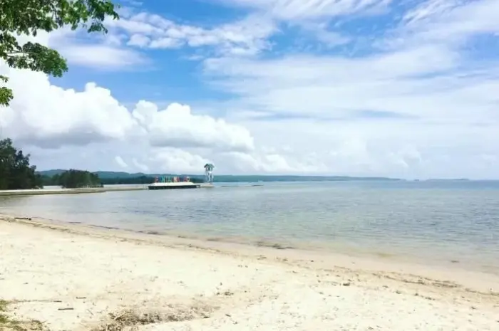 Pantai Nambo, Pantai Pasir Putih dengan Keunikan Budaya Lokal di Kendari